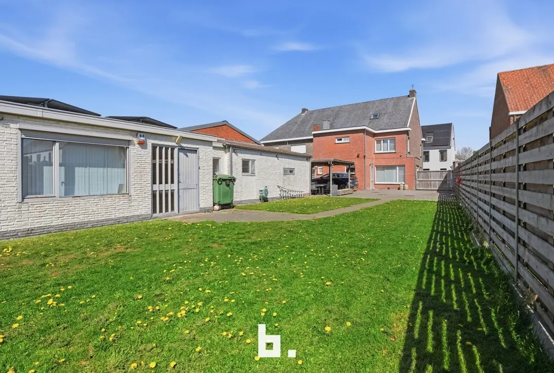 Halfopen woning te koop Zulte